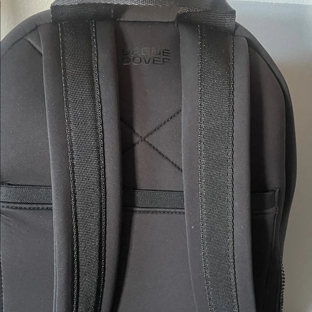 Good condition Dagne Dover Medium Dakota Neoprene Backpack for women